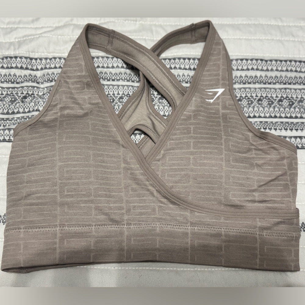 Gymshark Adapt Monogram Seamless Sports Bra - Pink